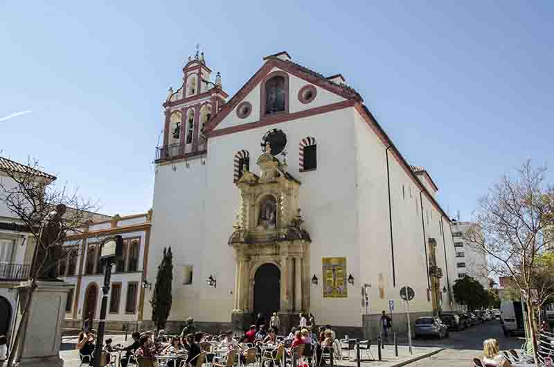 Córdoba 195 - iglesia de la Trinidad.jpg